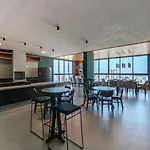Luxury Flat Ritmo Bueno