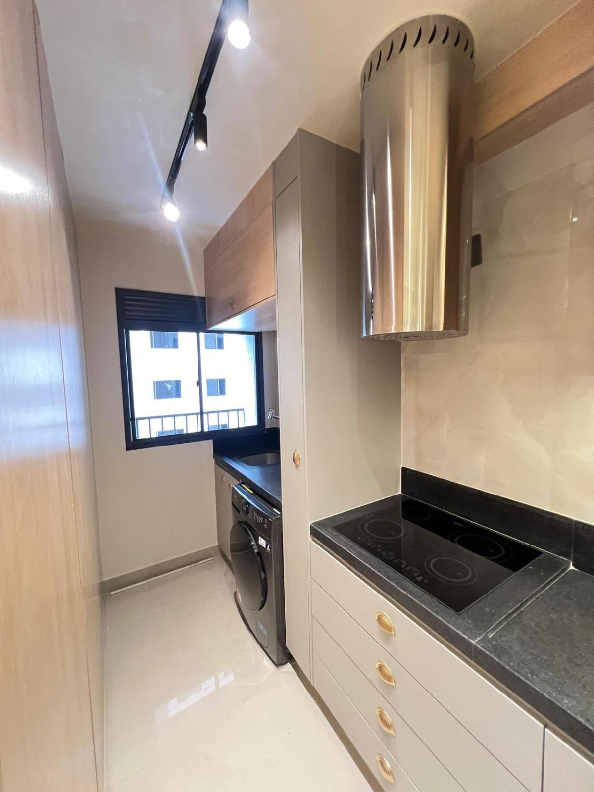 Luxury Flat Ritmo Bueno *